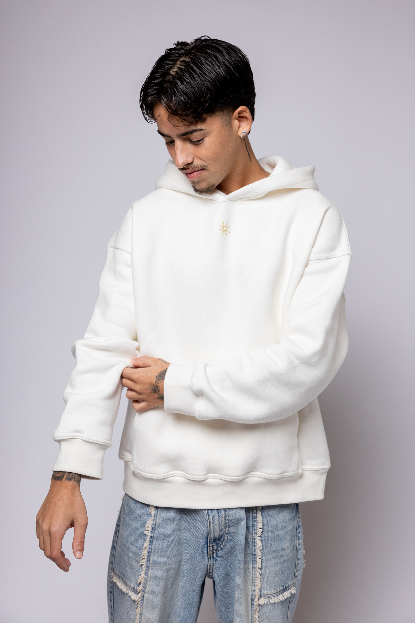 TSVNAMY Hoddie Clássico