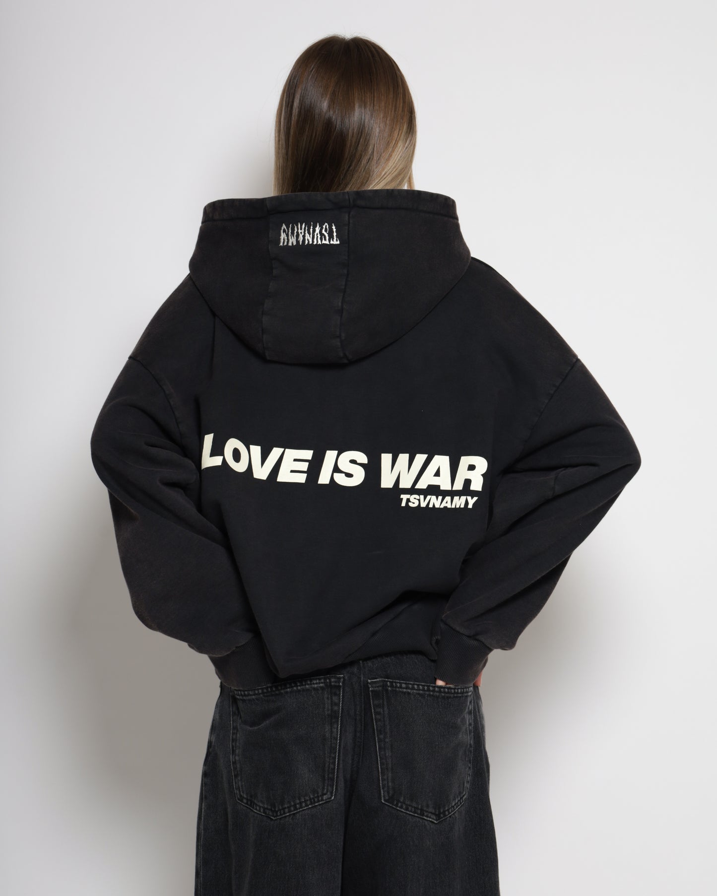 Sweatshirt LOVE IS WAR